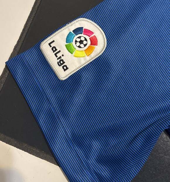 Nike FC Barcelona 2016-17 Home Jersey - Picture 7 of 8